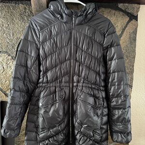 Athleta Women's Black Puffer Jacket